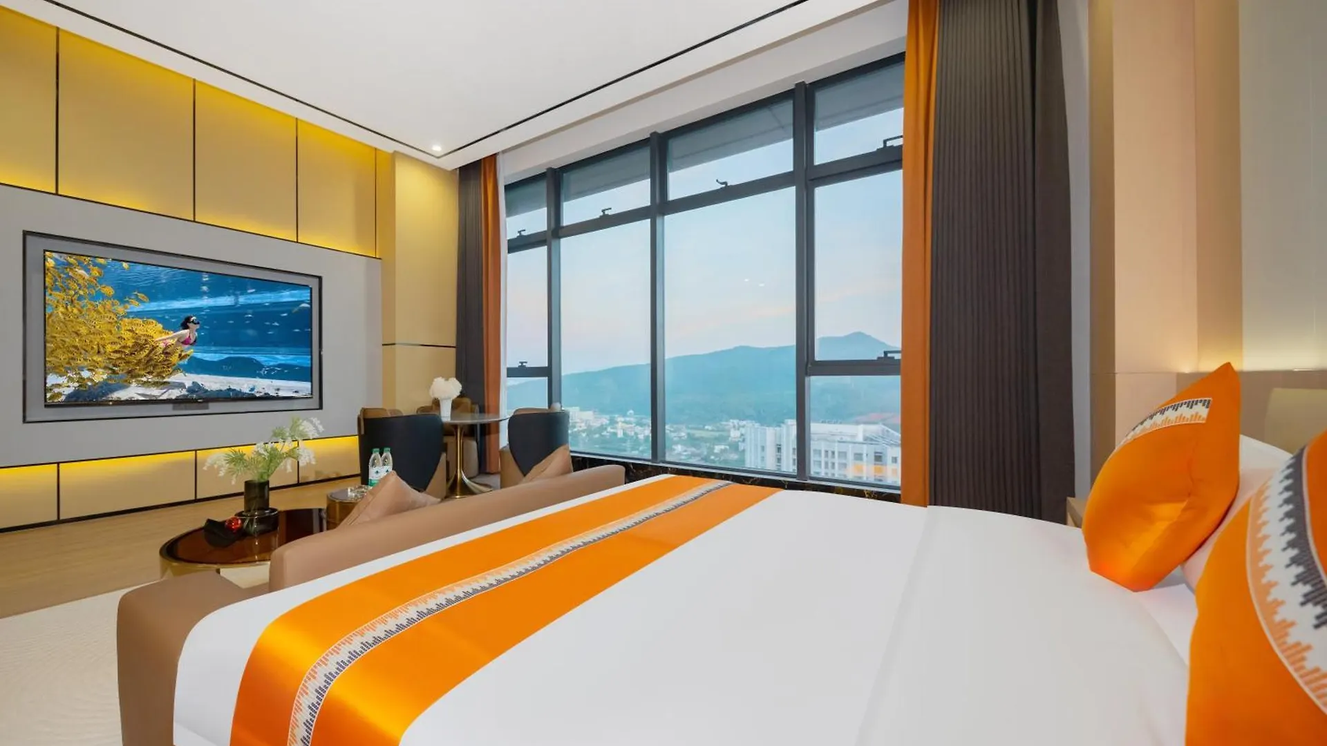 Oakwood Blexus Apartment San-ja