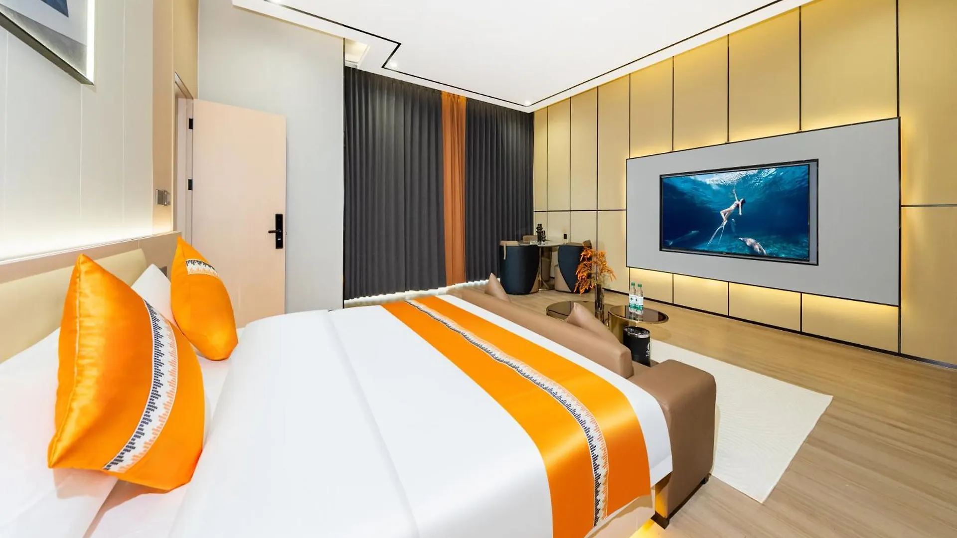 Oakwood Blexus Apartment San-ja