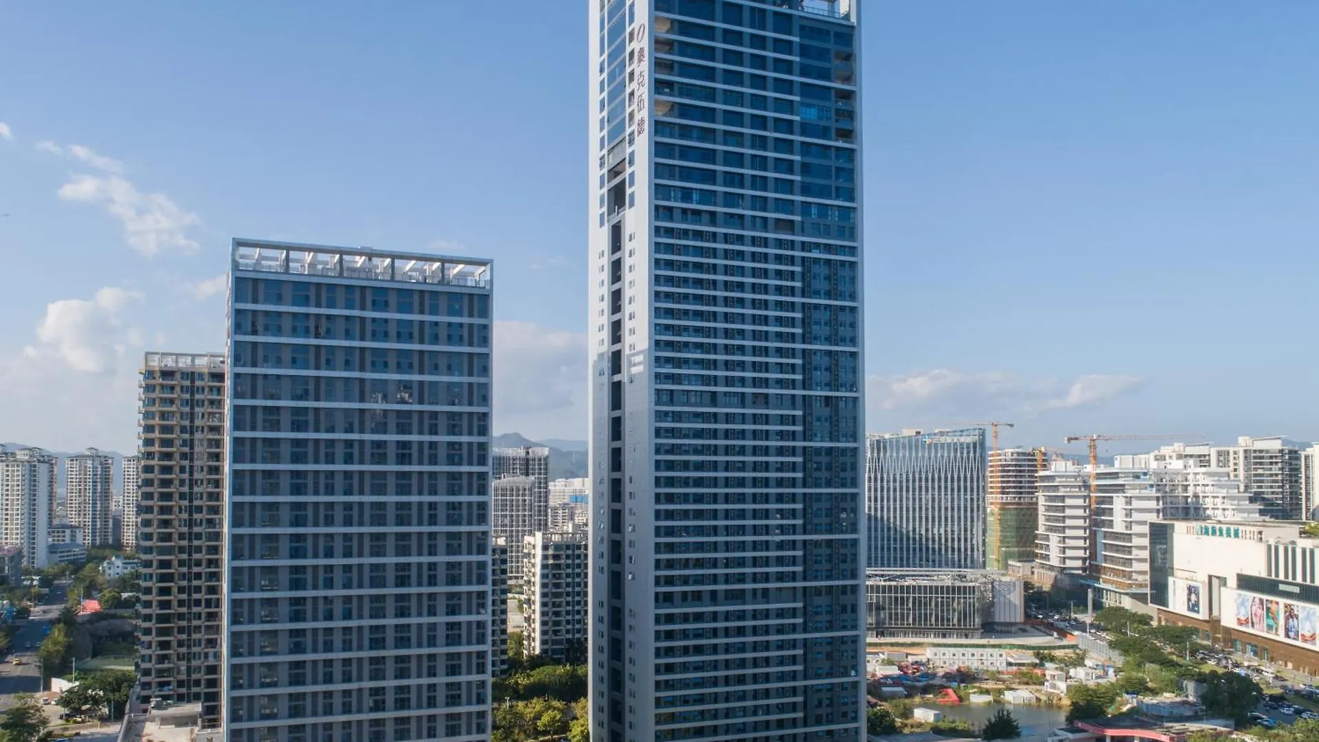 Oakwood Blexus Apartment San-ja